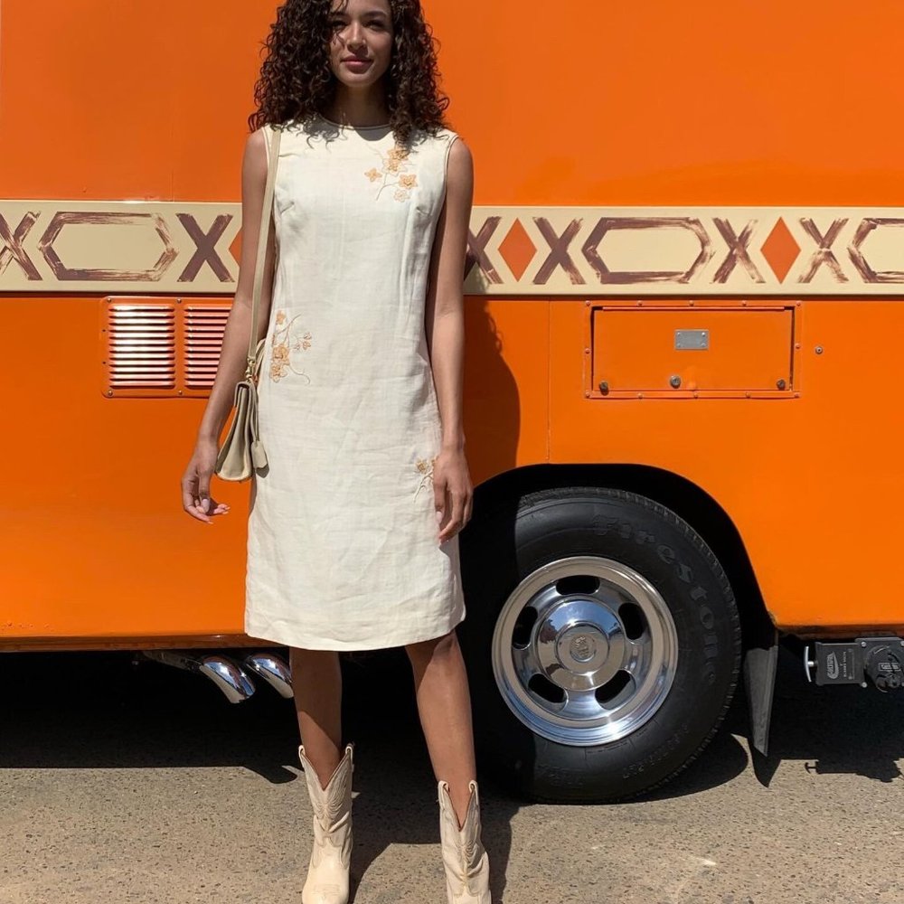 Rare Vintage cream linen embroidered Dress